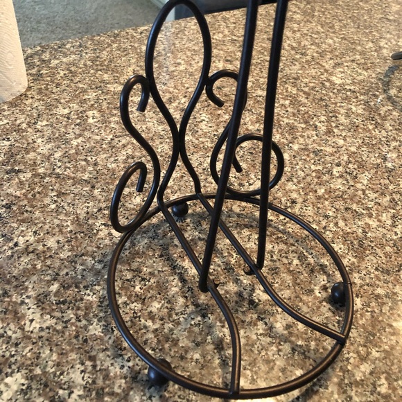 Bronze Paper Towel Holder - Picture 4 of 5